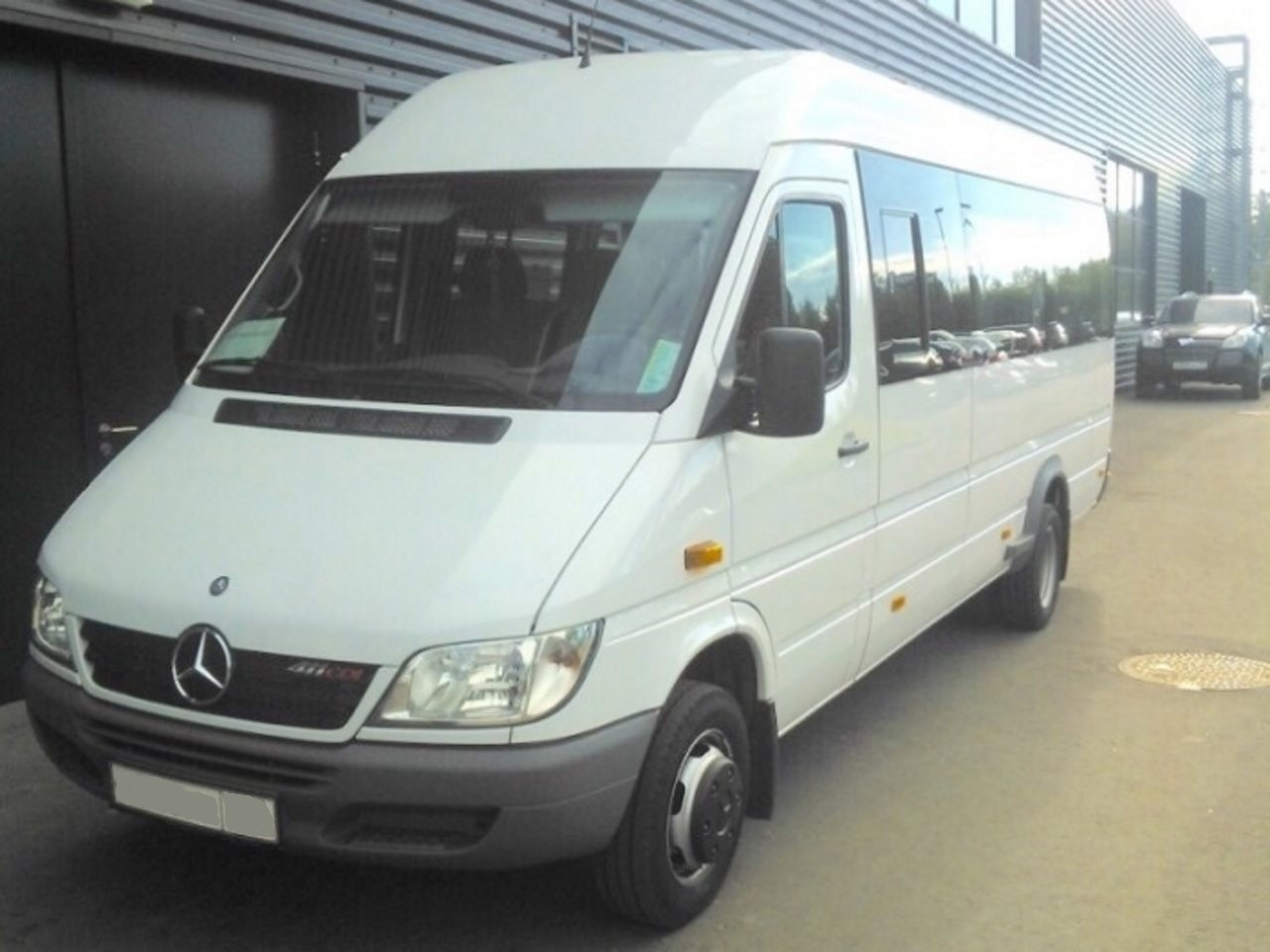 Mercedes-Benz Sprinter 413